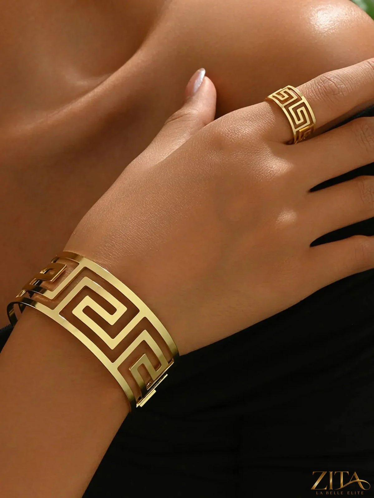 18K gold-plated geometric bracelet and ring set by Zita La Belle Elite, featuring modern, stylish jewelry with clean lines.