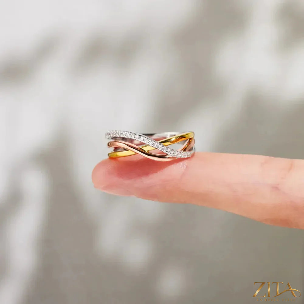 Gold-plated 925 sterling silver crisscross ring by Zita La Belle Elite, showcasing a sleek and elegant design.
