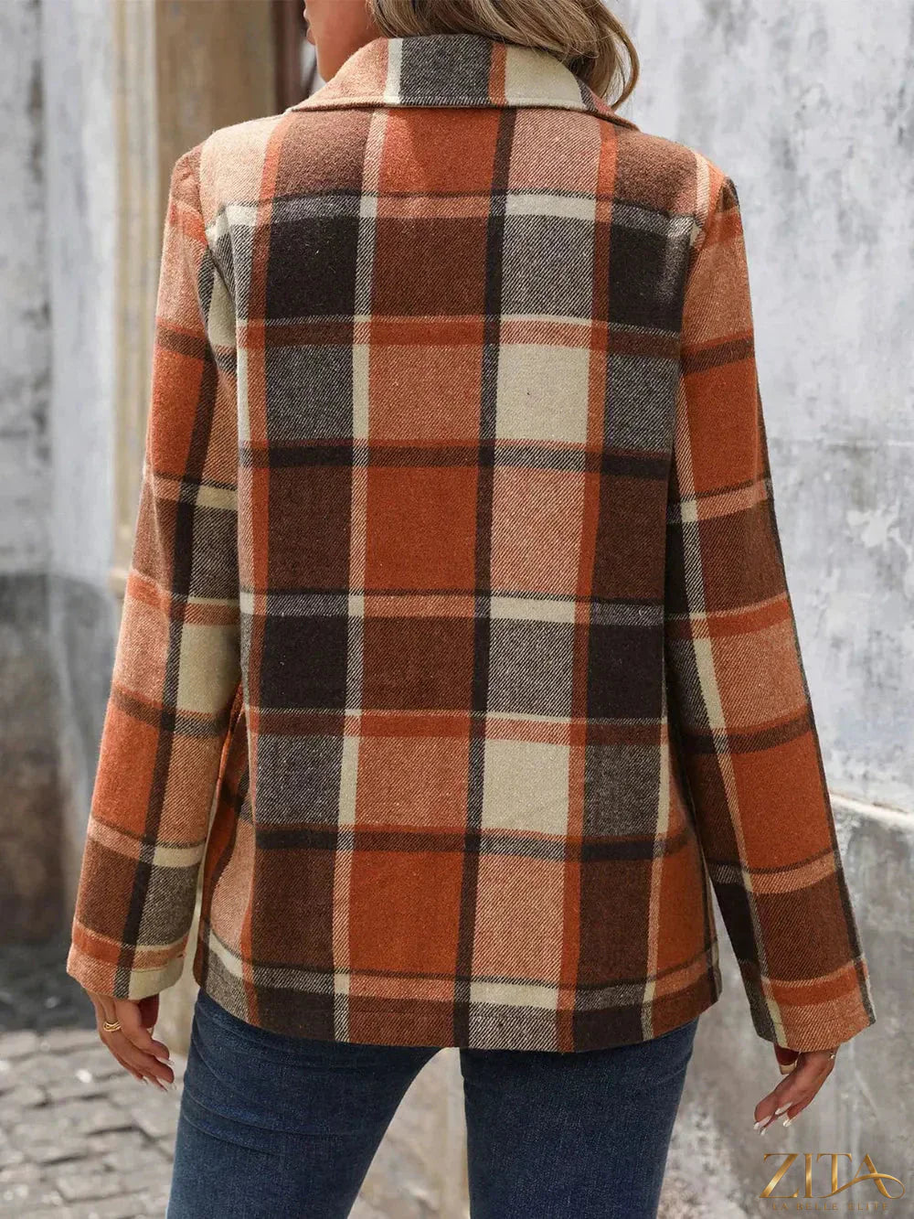 Zita La Belle Elite Perfee plaid button-down blazer with lapel collar and tailored fit, featuring classic checkered pattern and stylish design.
