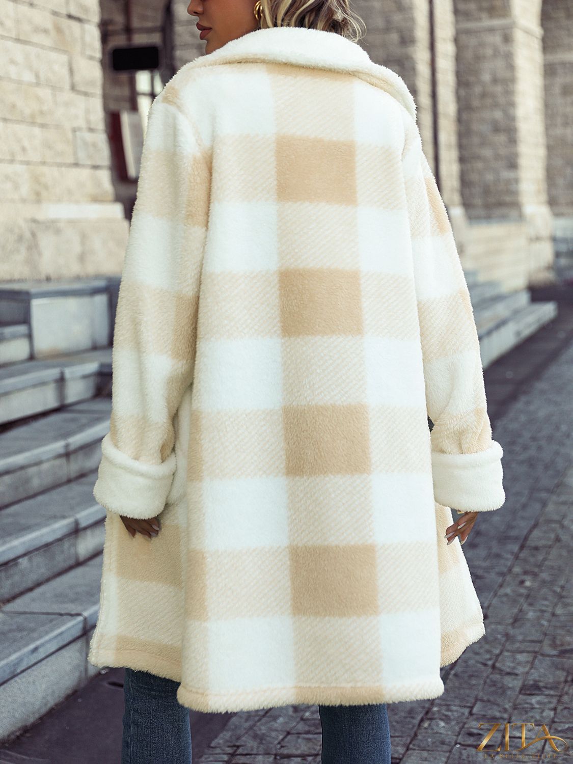 Zita La Belle Elite plaid button-down coat with pockets, featuring a stylish checkered design and classic collar detail.