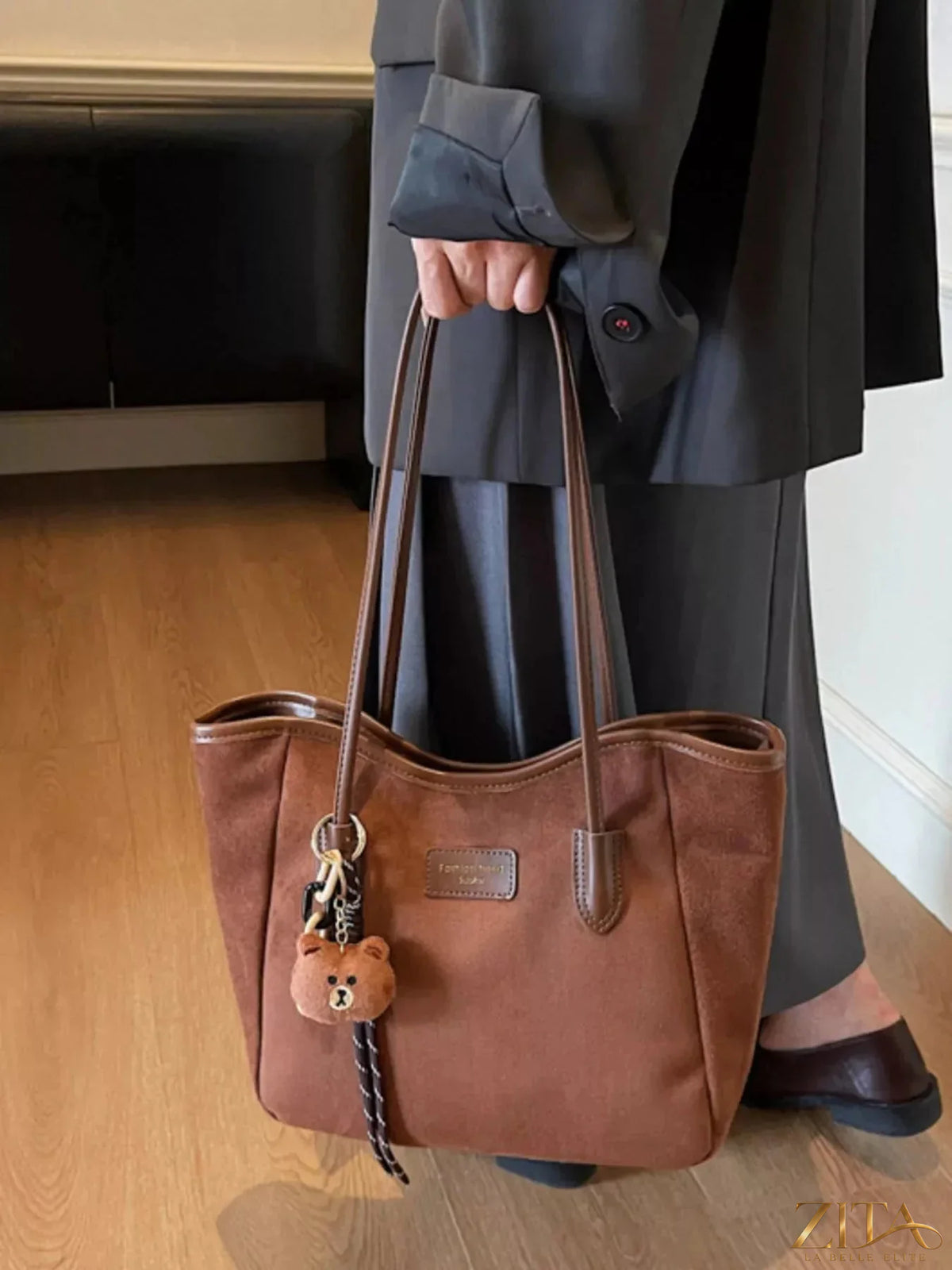 Zita La Belle Elite suede casual tote bag with shoulder strap and top handles, in a soft brown color, suitable for everyday use.