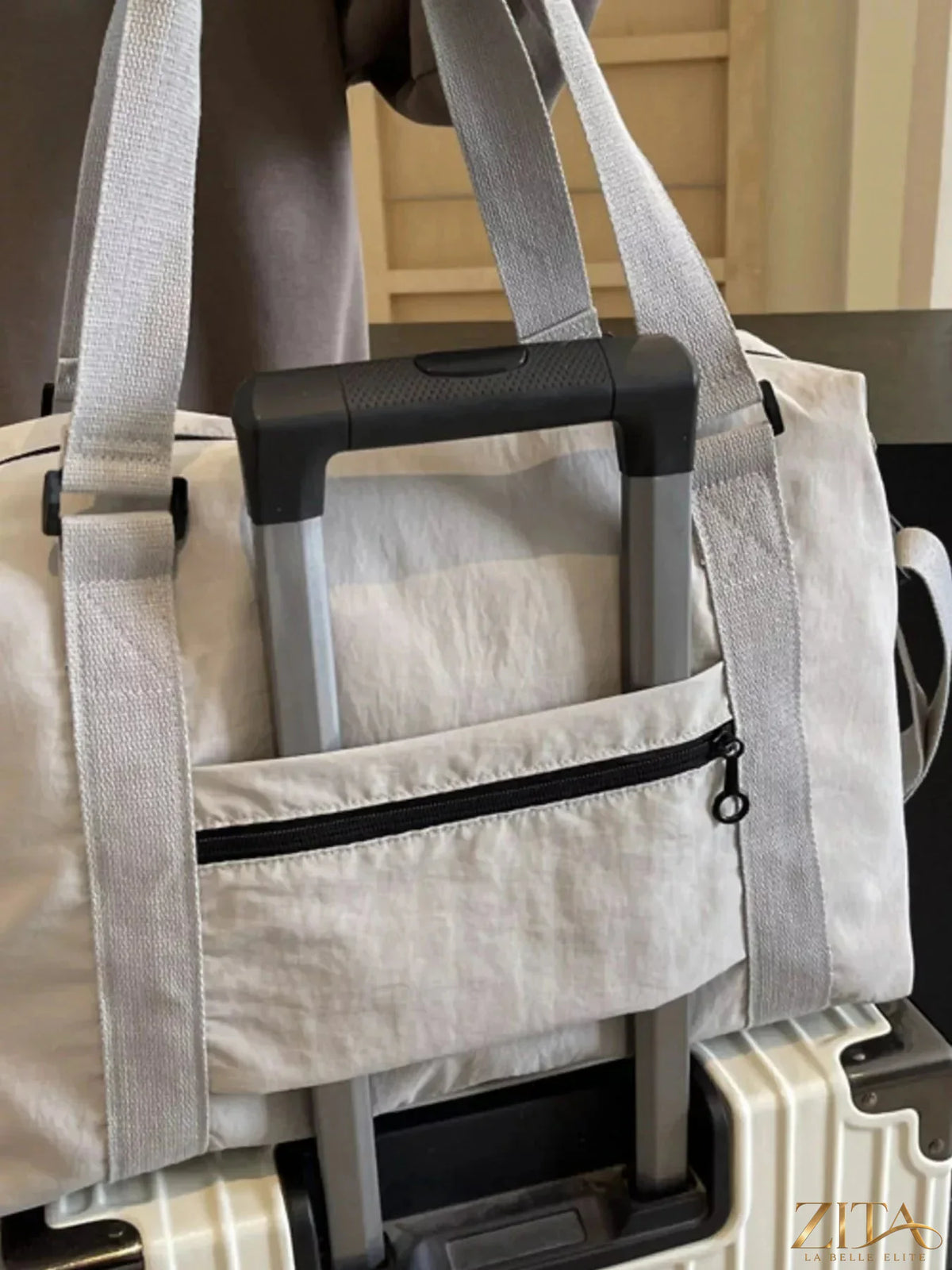 Zita La Belle Elite lightweight Oxford cloth travel duffel bag with sturdy handles and spacious main compartment for organization.
