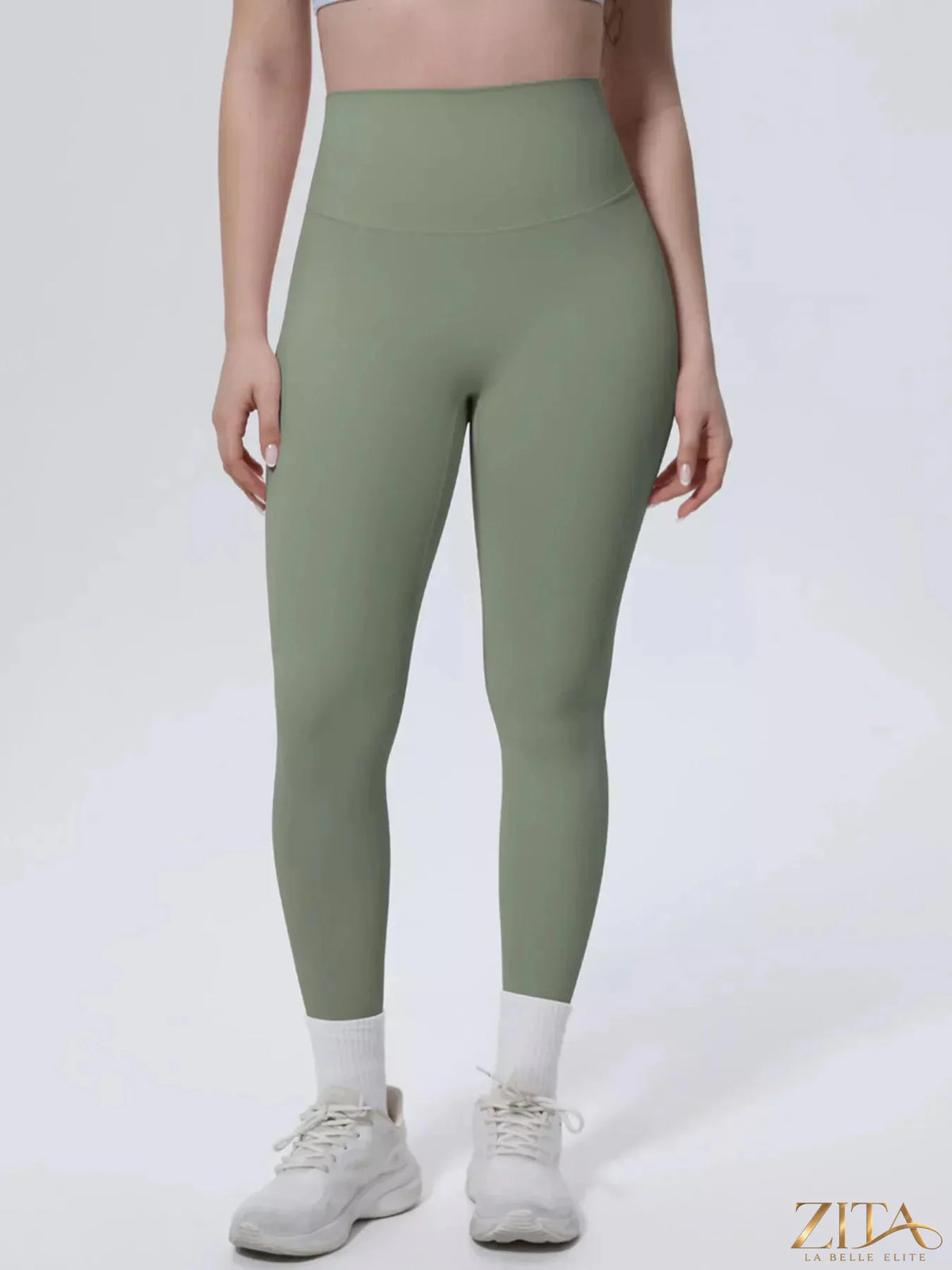 High-waisted seamless active leggings by Zita La Belle Elite, shown in black, designed for comfort and workout performance.