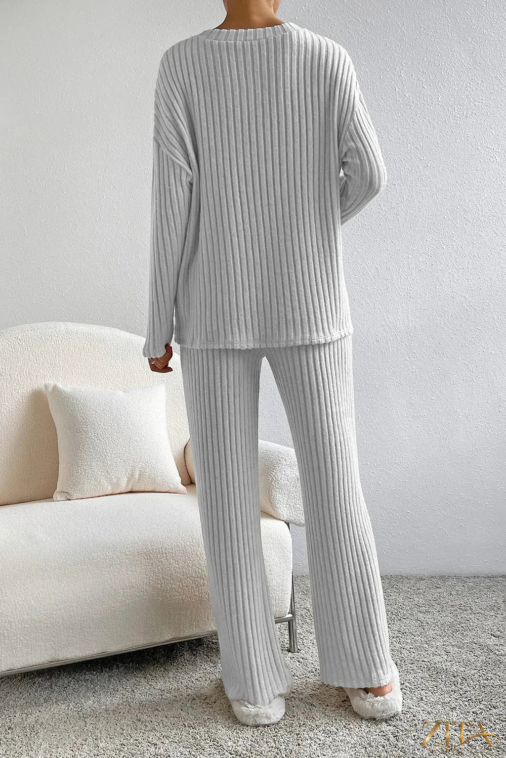 Zita La Belle Elite ribbed V-neck top and matching lounge pants set, soft and comfortable for casual wear.