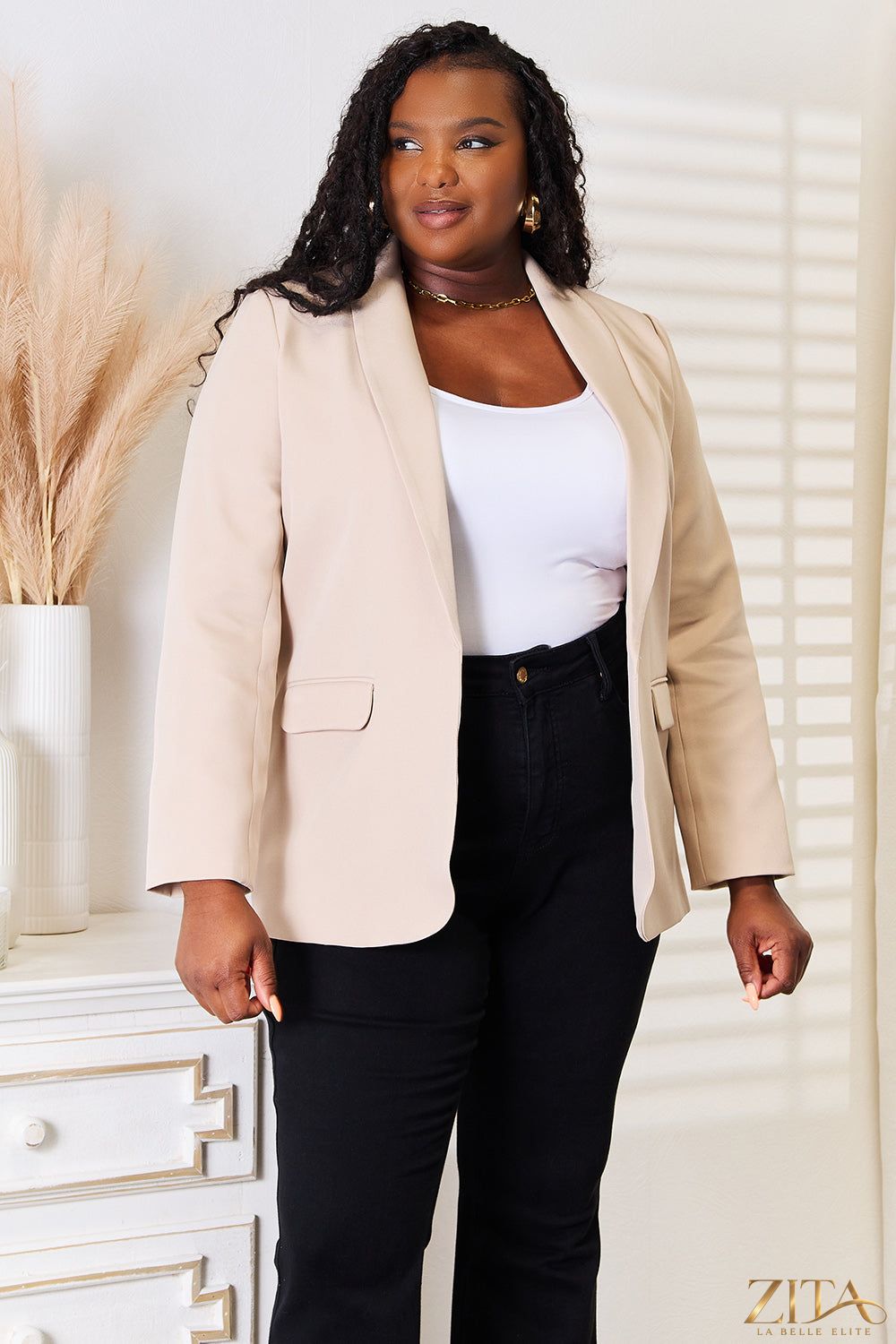 Zita La Belle Elite Devine shawl collar long sleeve blazer in black, tailored with a sleek lapel and fitted design.