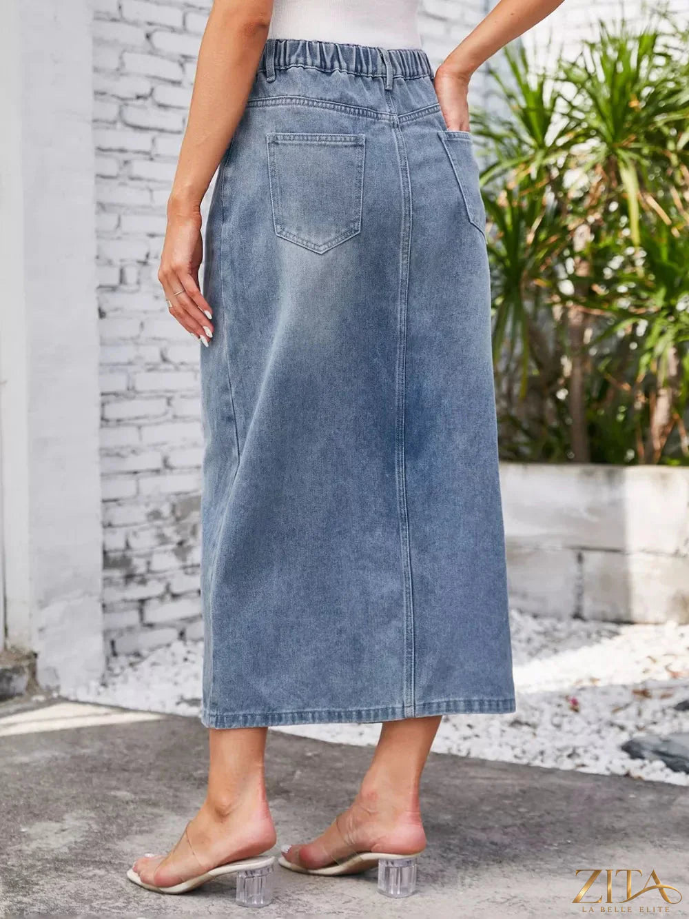 Zita La Belle Elite slit midi denim skirt with pockets, featuring a stylish high slit and classic denim texture.