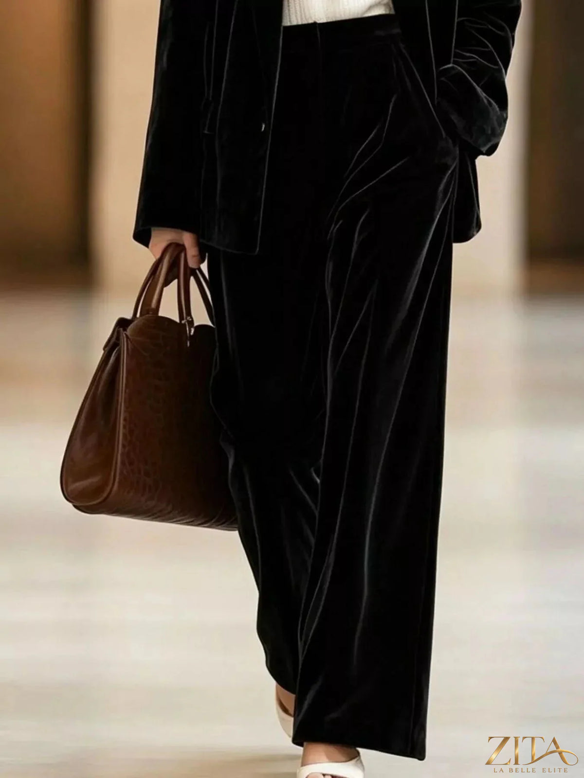 Velvet blazer and wide-leg pants two-piece set by Zita La Belle Elite, featuring a stylish, luxurious fabric and modern fit.