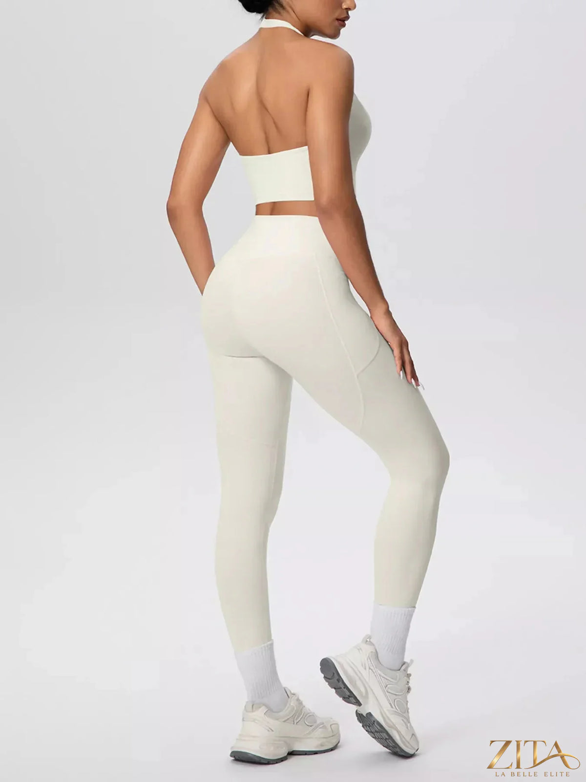 Zita La Belle Elite halter neck crop top and high-waisted leggings active set, black athletic wear for women.